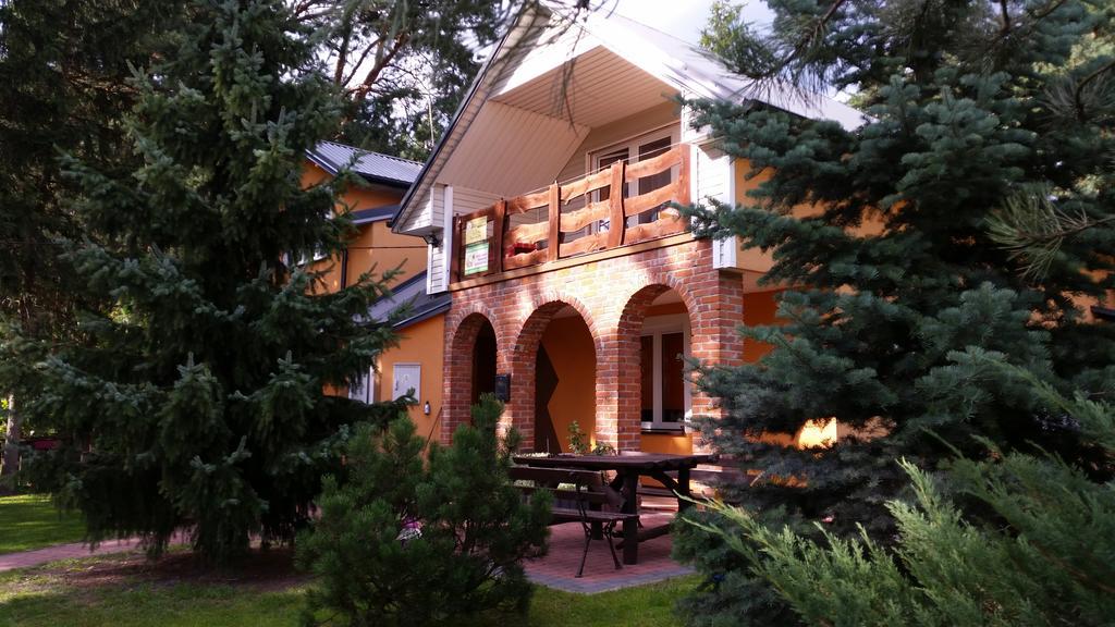 Na Skraju Lasu Chodel Exterior photo